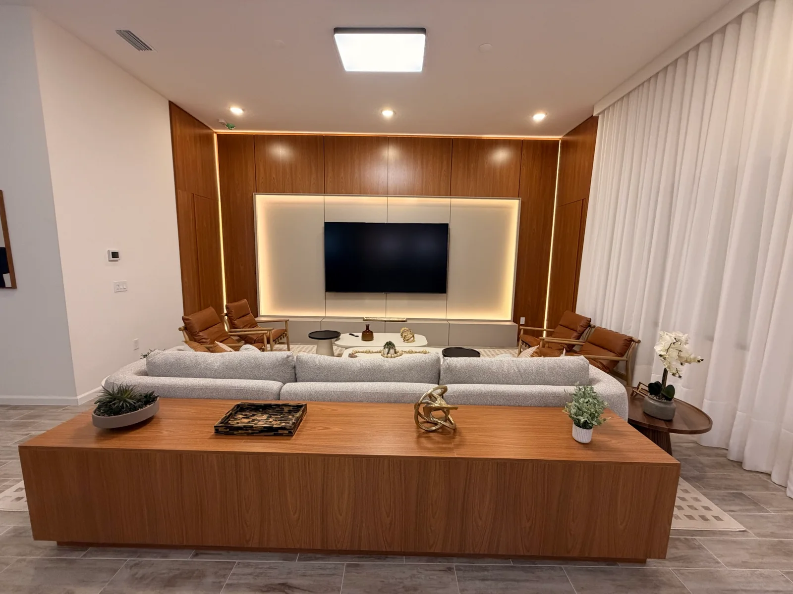 Living Media Wall